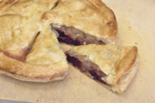 紫芋とりんごのパイ